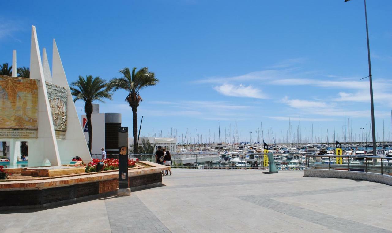 Casablanca Penthouse Apartment With Private Roof Terrace 70M2 Torrevieja Extérieur photo