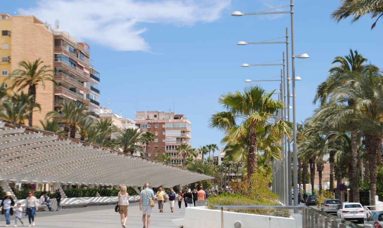 Casablanca Penthouse Apartment With Private Roof Terrace 70M2 Torrevieja Extérieur photo